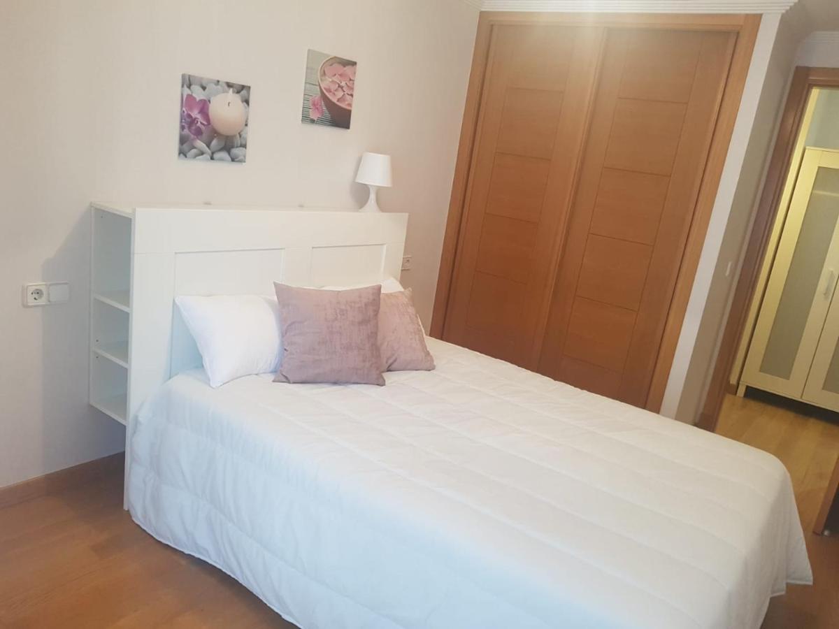 Apartamento Minoca Con Garaje Vigo Bagian luar foto
